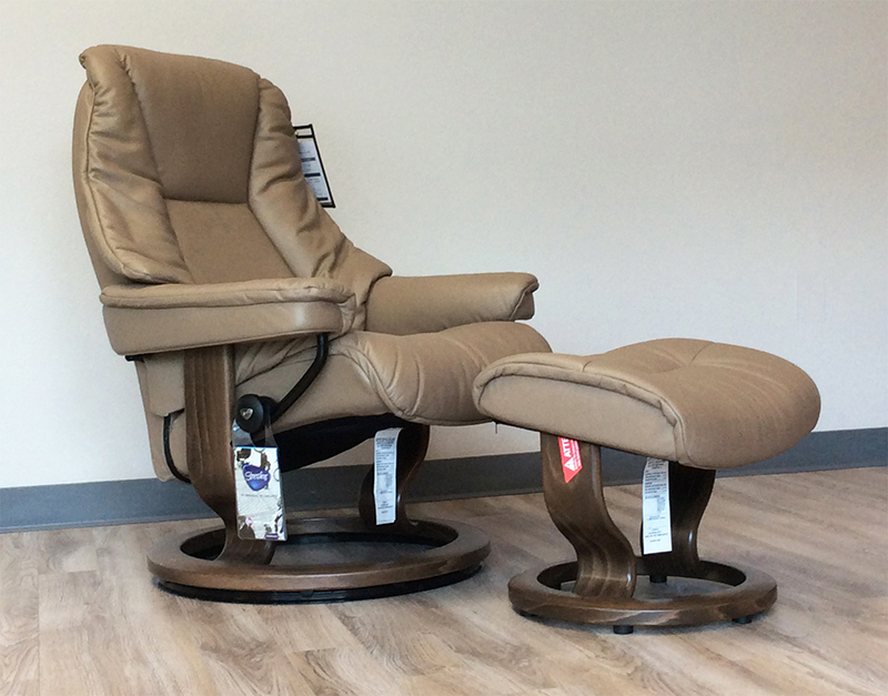Stressless Live Paloma Funghi Leather Recliner and Ottoman