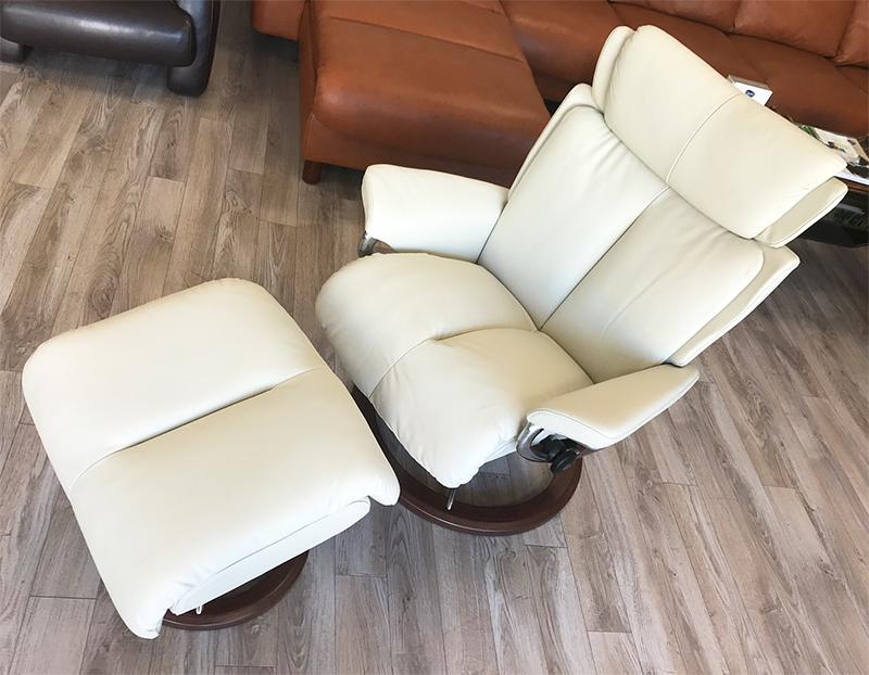 Stressless Magic Signature Chrome Base Paloma Light Grey Leather Recliner and Ottoman